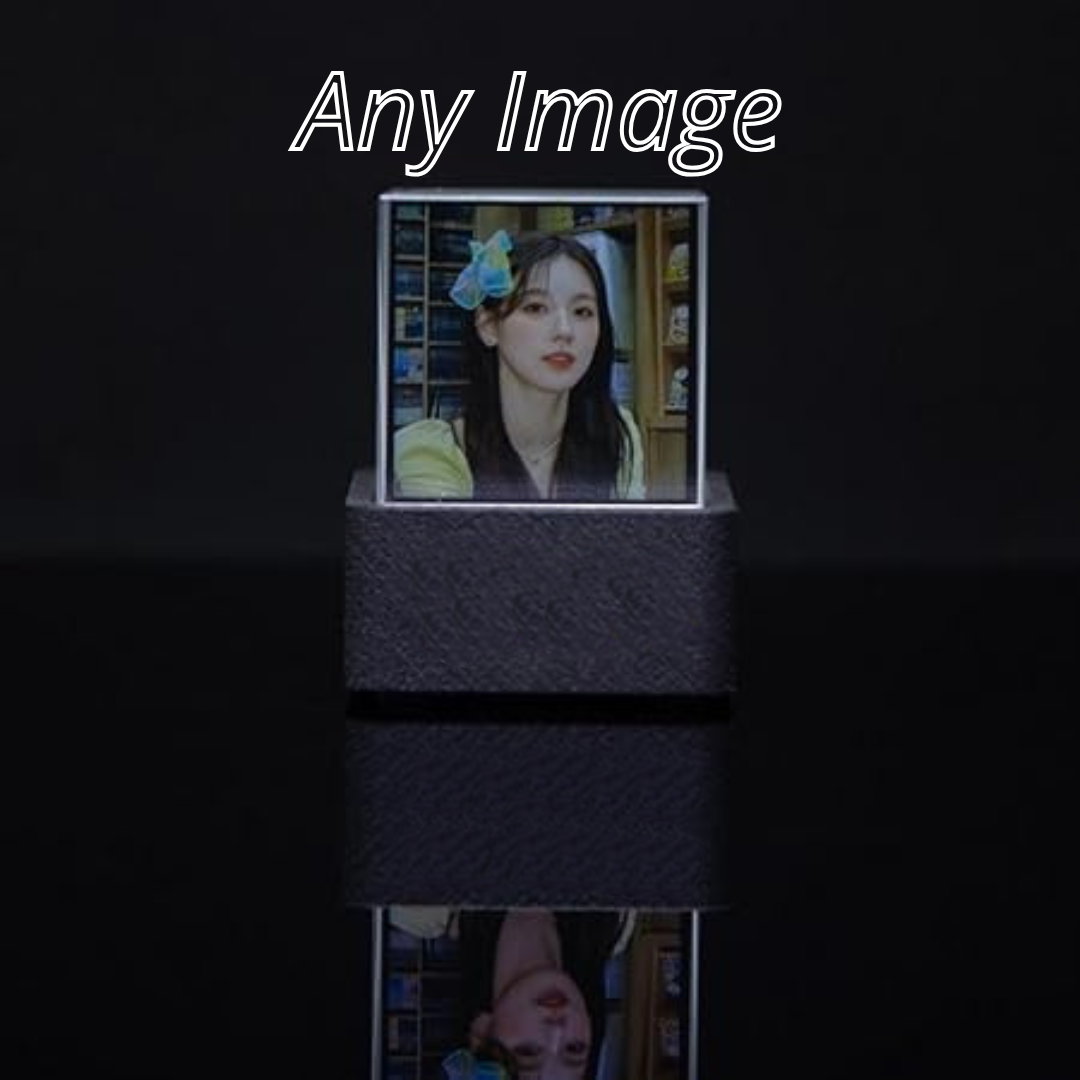 Holographic Cube with Customizable Gallery.